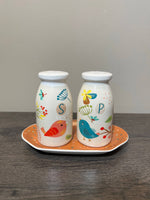 Load image into Gallery viewer, Birds of Happiness Salt &amp; Pepper Set w/ Plate
